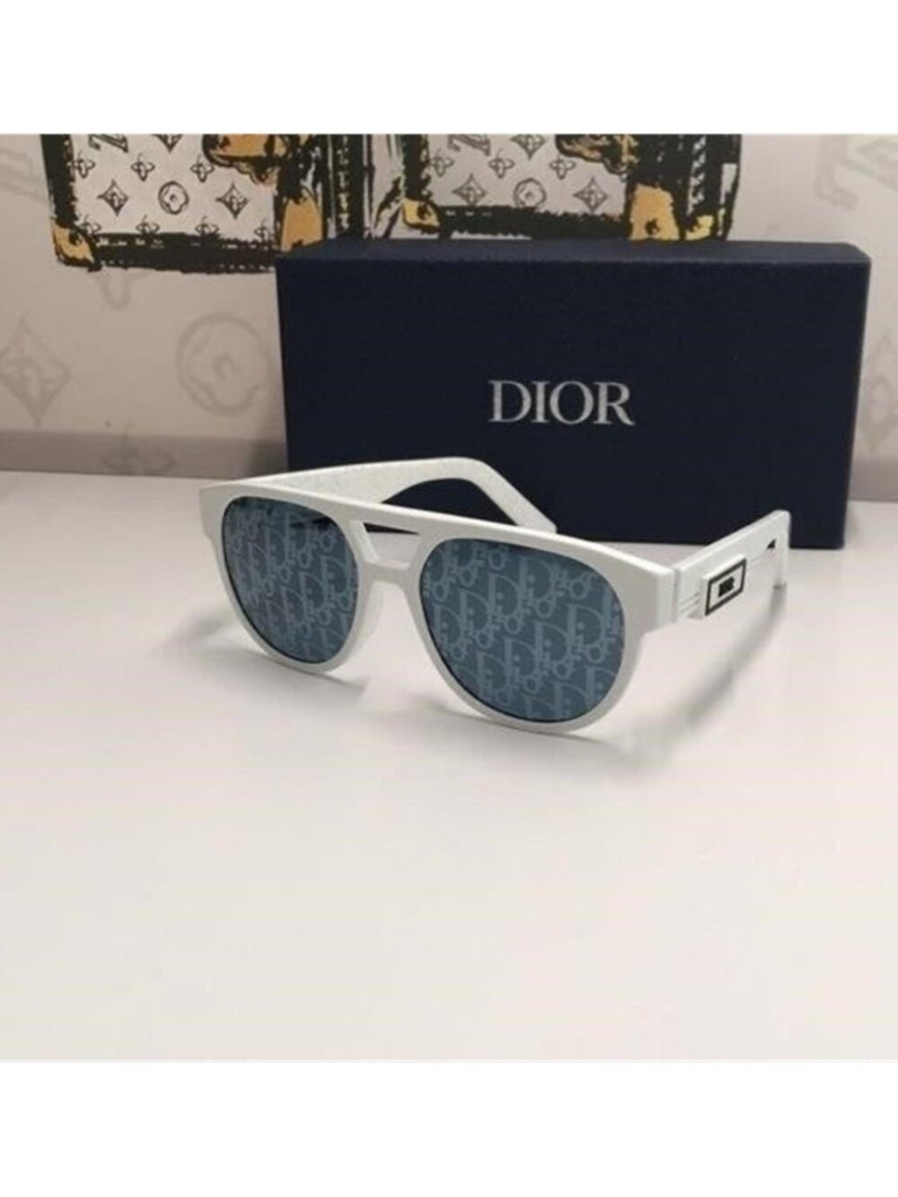 New Authentic Dior White  Acetate  Sunglasses DIOR B23 R 11